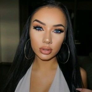 Meet your Posher, Lynn